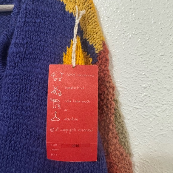 Vintage Amano Blue and Yellow Sunflower Sweater - Picture 3 of 6